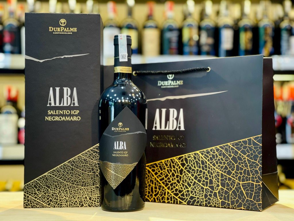 Quà Tết 2025 Cho Doanh Nghiệp: Top 8 Lựa Chọn Sang Trọng – Ý Nghĩa 5 z4957730863947 c8a5e8c664a468f01312176e4a663efe